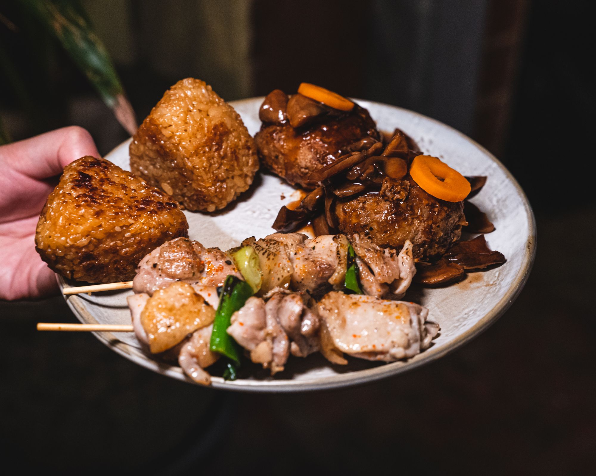 Hot plate - yakitori, hamburg steak and grilled onigiri
